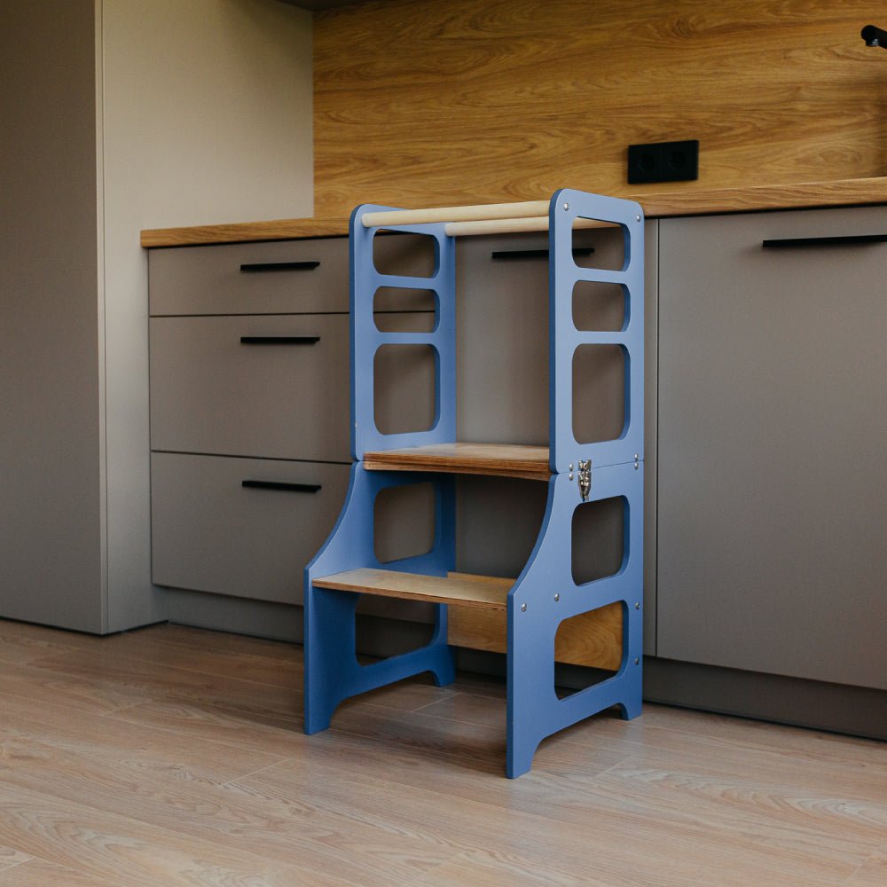 Foldable kitchen tower - Duck Woodworks