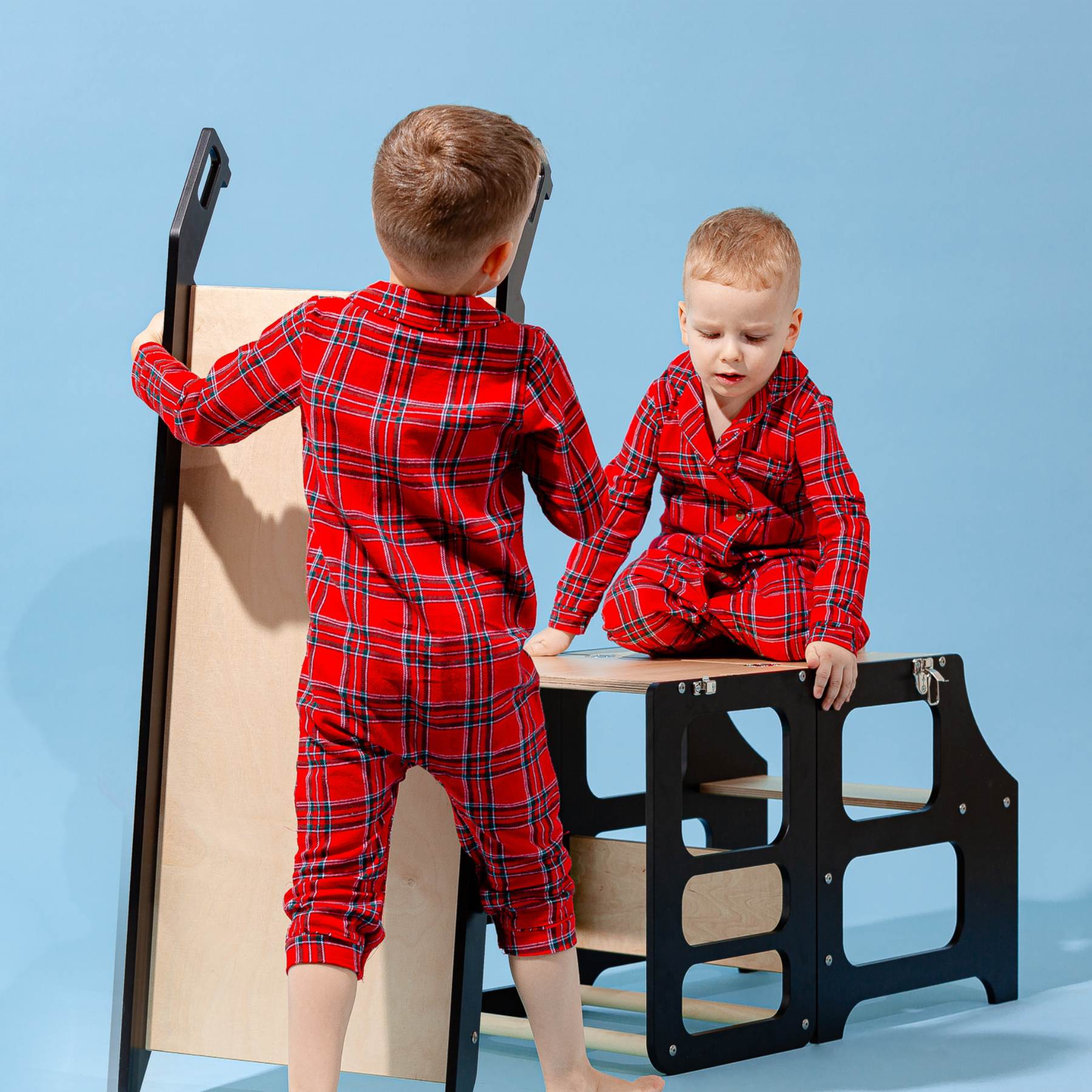 Foldable Kitchen Tower With a Slide - Duck Woodworks