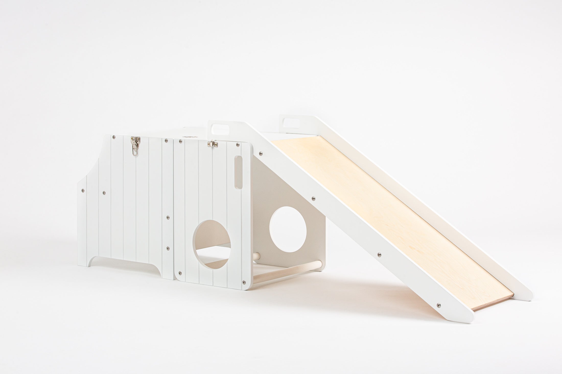 Foldable Kitchen Tower With a Slide - Duck Woodworks